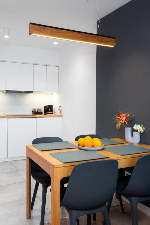 Kairos Apartments - Central - Parking, Scisle Centrum, 20 Pietro, Klimatyzacja 卡托维兹 外观 照片